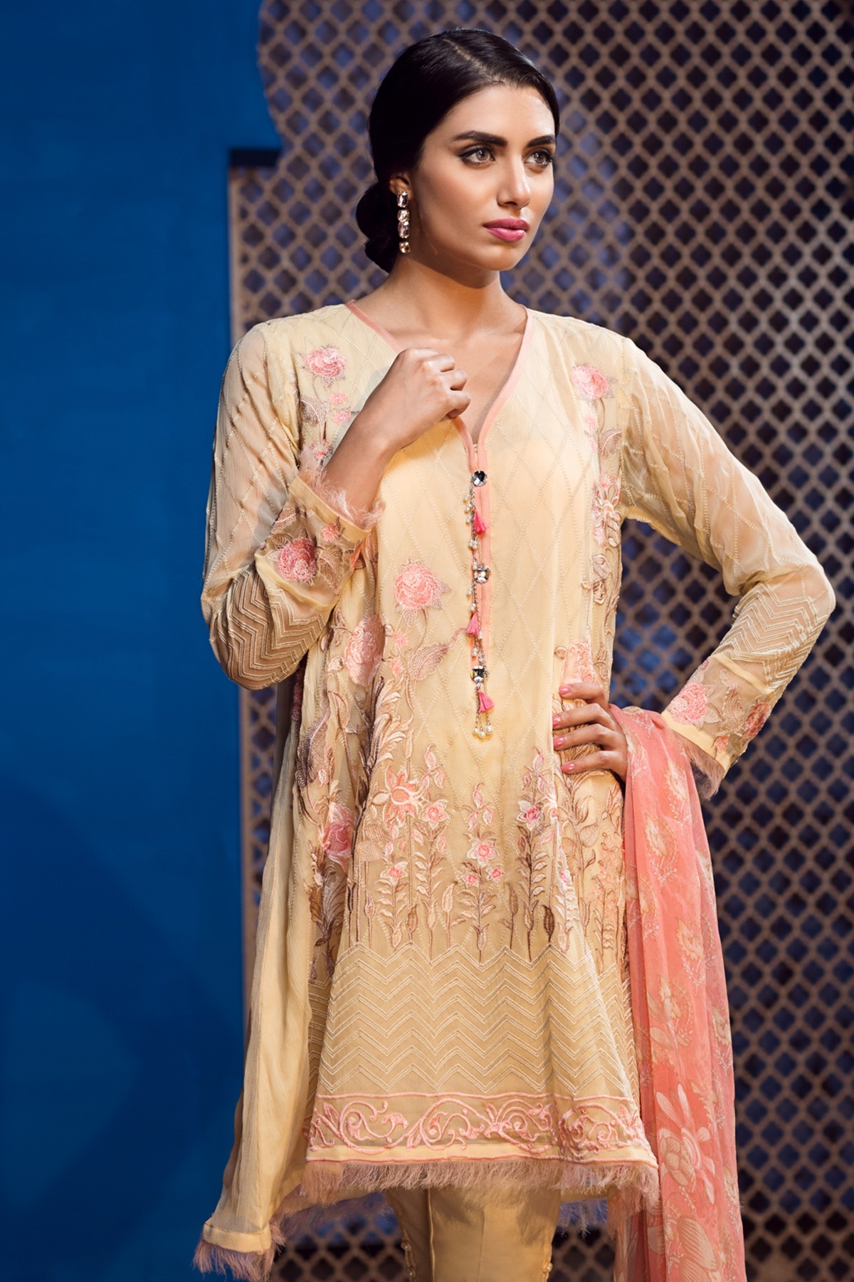 Buy Skin pink floret embroidery lawn price in azad kashmir in Azad